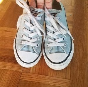 Kids size 11 Light Blue Converse Low Tops